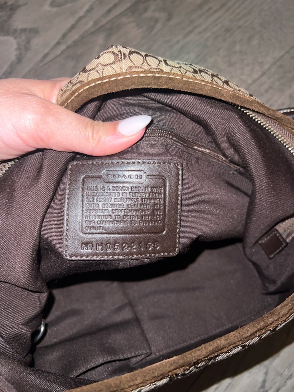 🧸 Vintage Coach Brown Signature Jacquard Shoulder Bag with Teddy Charm - Picture 12 of 12